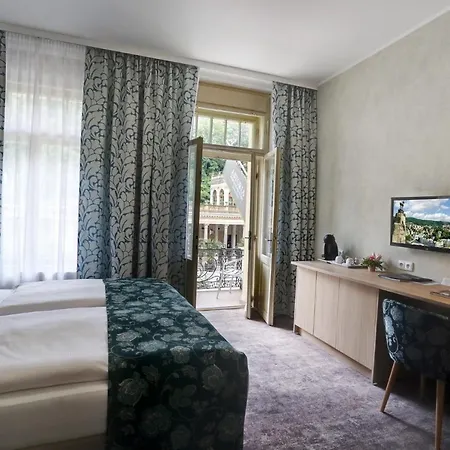Hotel Astoria & Medical 4*