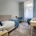 Astoria & Medical Hotel 4*