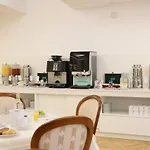 Hotel Astoria & Medical 4*