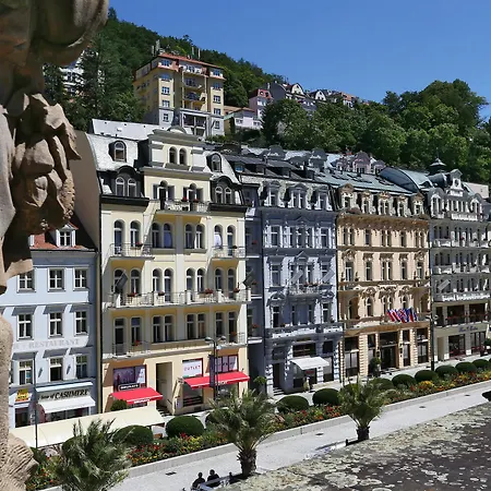 Hotel Astoria & Medical 4*