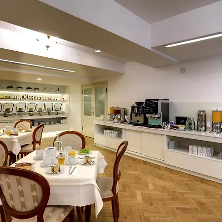 Astoria & Medical 4* Karlovy Vary