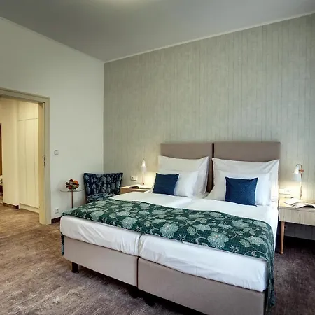 Hotel Astoria & Medical