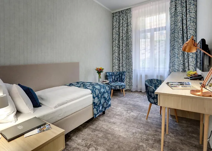 Astoria & Medical Otel 4*