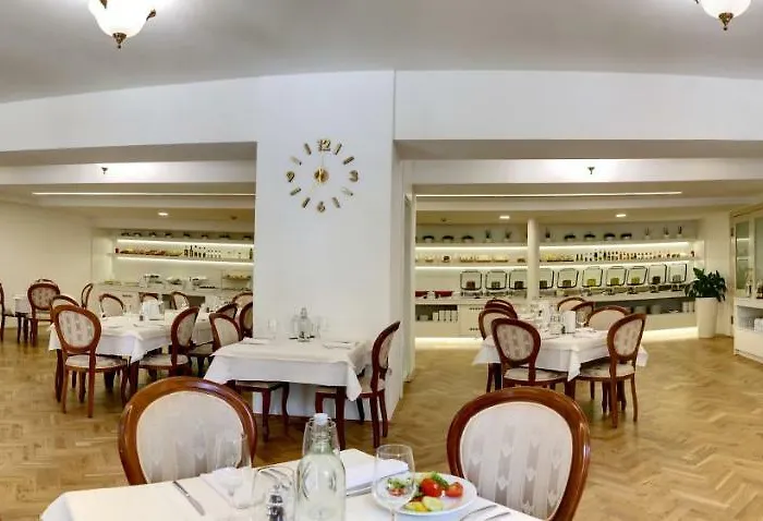 Otel Astoria & Medical 4*