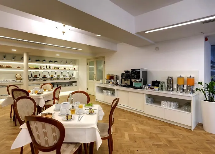 Astoria & Medical 4* Karlovy Vary